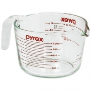 Pyrex Prepware 1-Quart Measuring Cup, Clear with Red Measurements